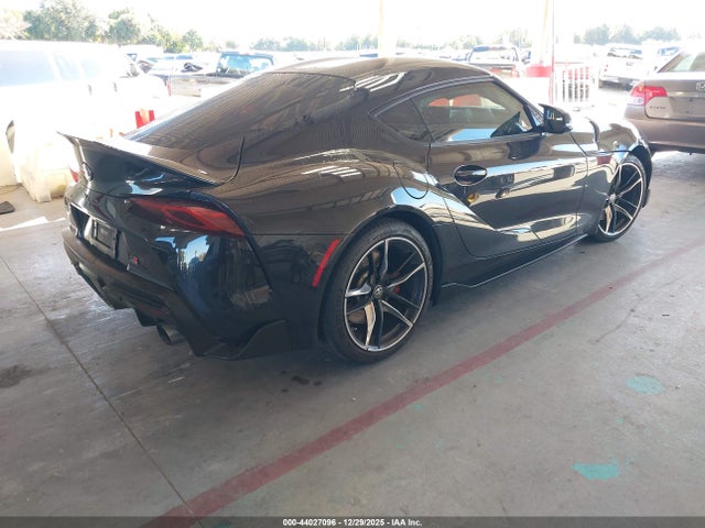 2021 TOYOTA GR SUPRA WZ1DB0C08MW039124 Photo 3