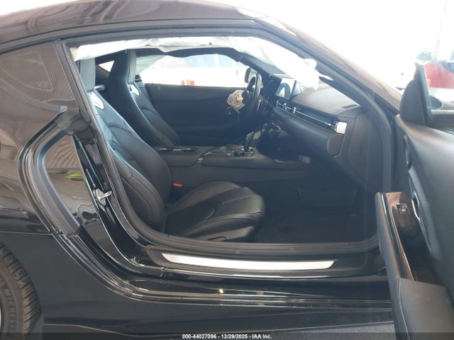 2021 TOYOTA GR SUPRA WZ1DB0C08MW039124 Photo 4