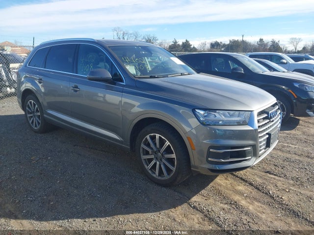 2017 AUDI Q7 WA1LAAF75HD016732 Photo 0