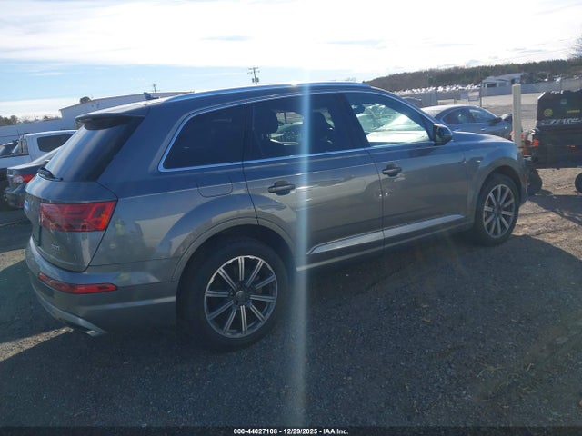 2017 AUDI Q7 WA1LAAF75HD016732 Photo 3