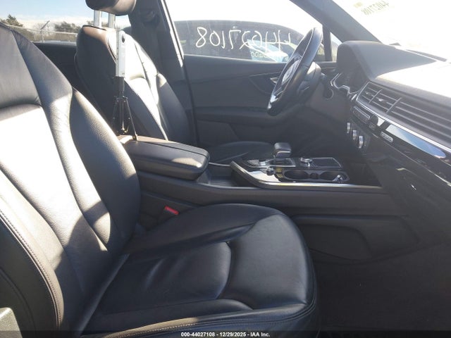 2017 AUDI Q7 WA1LAAF75HD016732 Photo 4