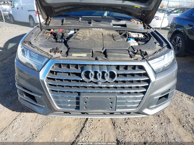 2017 AUDI Q7 WA1LAAF75HD016732 Photo 5