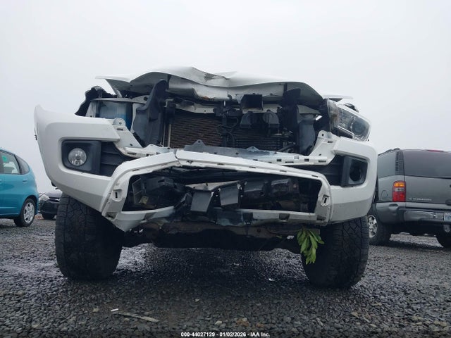 3TMCZ5AN1HM108582 Toyota Tacoma Trd Off Road