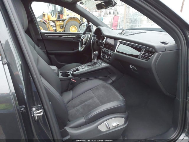 2021 PORSCHE MACAN WP1AA2A56MLB16071 Photo 4