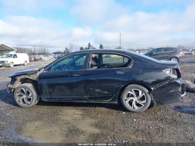 1HGCR2F30HA272040 Honda ACCORD LX