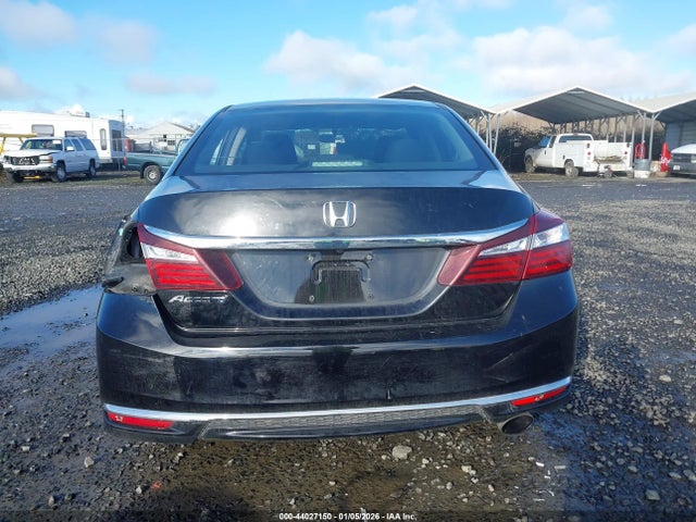 1HGCR2F30HA272040 Honda ACCORD LX