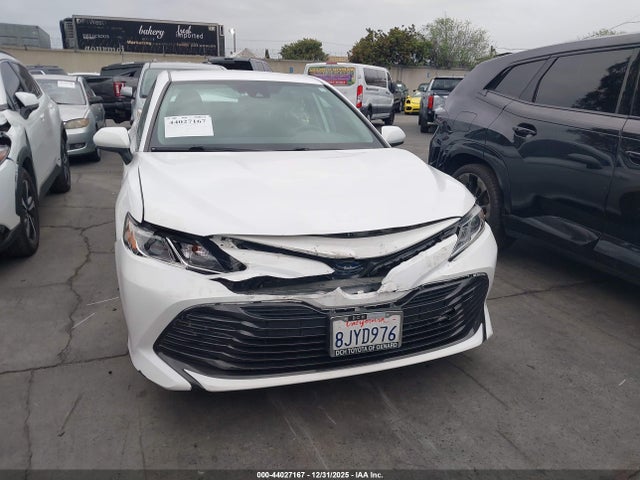 4T1B31HK5KU513537 Toyota Camry Hybrid Le