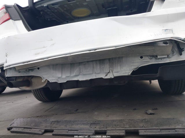 4T1B31HK5KU513537 Toyota Camry Hybrid Le