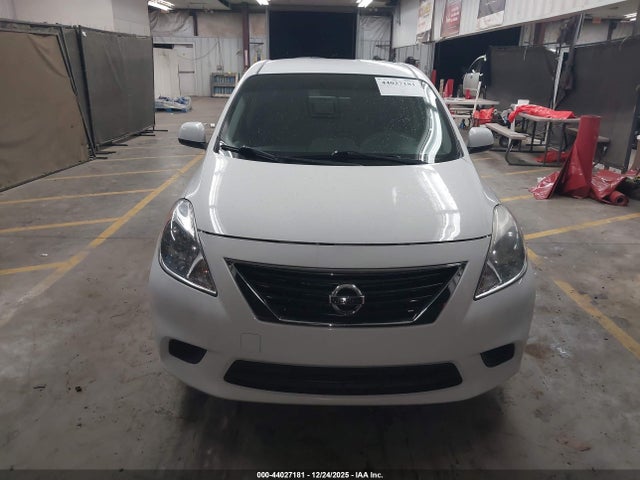 3N1CN7AP0EK447949 Nissan Versa 1.6 Sv