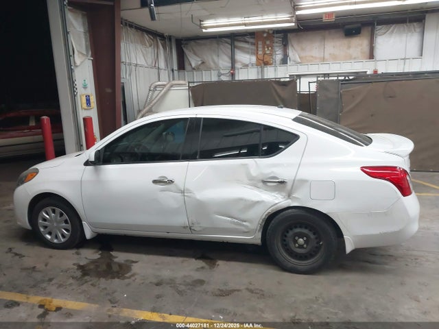 3N1CN7AP0EK447949 Nissan Versa 1.6 Sv
