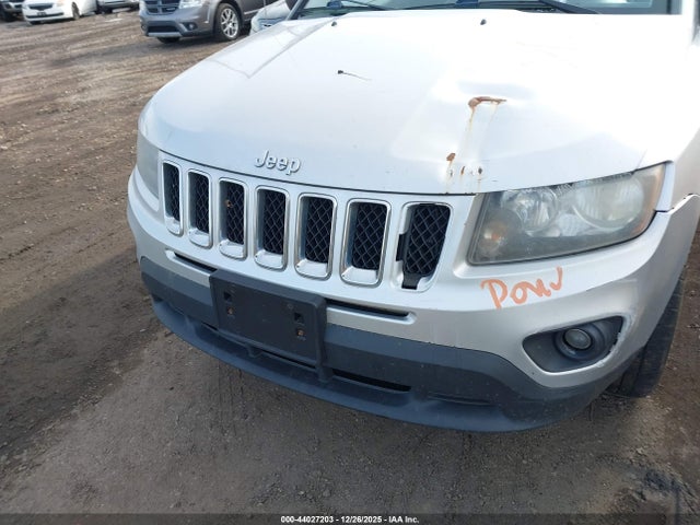 2014 Jeep Compass Sport მანქანა იყიდება აუქციონზე, vin: 1C4NJDBB4ED567529, აუქციონის ნომერი: 44027203