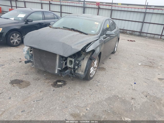 44027231 :رقم المزاد ، 3FA6P0H7XGR143240 vin ، 2016 Ford Fusion Se مزاد بيع