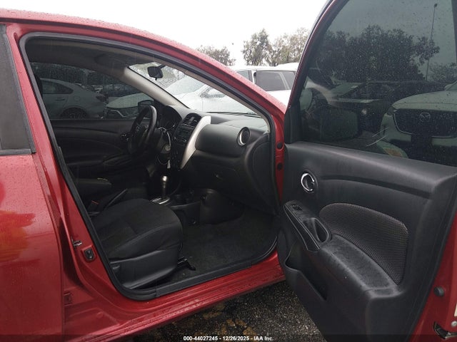 3N1CN7AP2JL827797 Nissan Versa 1.6 Sv