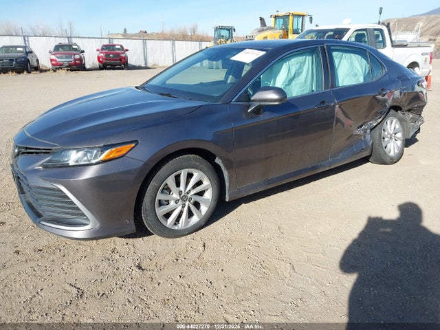 4T1C11BK8NU054639 Toyota Camry Le Awd