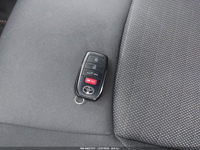 7MUFBABGXRV050165 Toyota Corolla Cross Hybrid Xse
