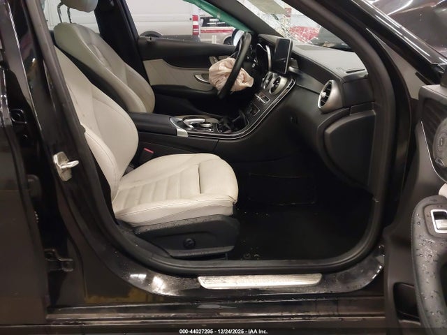 55SWF4KB6GU148209 Mercedes-Benz C 300 4matic/luxury 4matic/sport 4matic