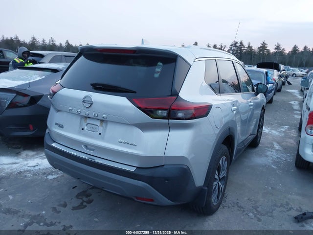 5N1BT3BB0NC684968 Nissan Rogue Sv Intelligent Awd