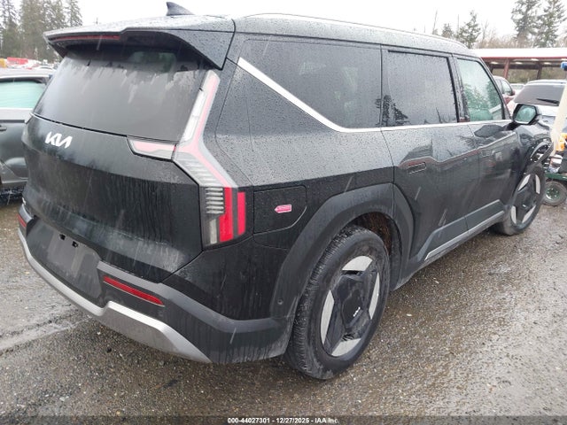 5XYAFFS55TG012836 KIA Ev9 Wind