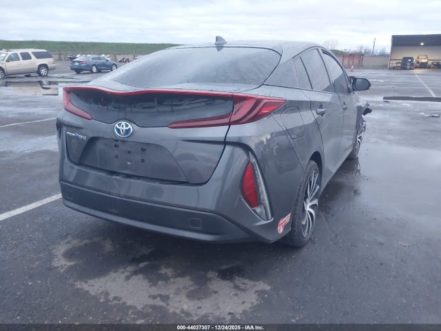 Toyota Prius Prime Plus 2018 JTDKARFP9J3076525 Image 4