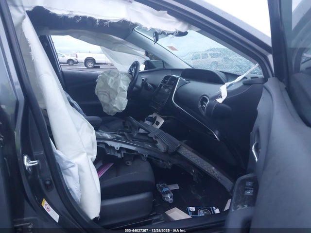 Toyota Prius Prime Plus 2018 JTDKARFP9J3076525 Image 5