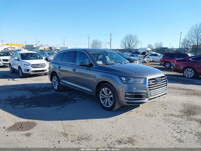 2017 AUDI Q7 WA1LAAF70HD046429 Photo 0
