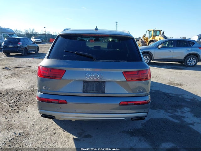 WA1LAAF70HD046429 Audi Q7 3.0t Premium