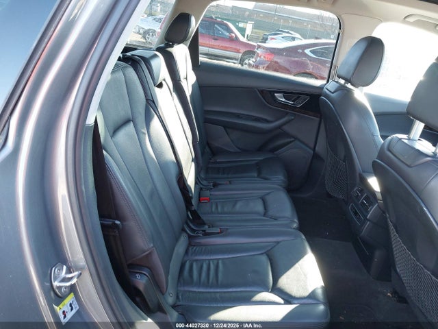 2017 AUDI Q7 WA1LAAF70HD046429 Photo 7