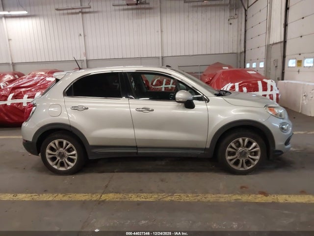 ZFBCFXDT6GP369569 Fiat 500x Lounge
