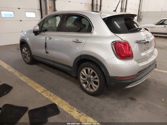 2016 FIAT 500X ZFBCFXDT6GP369569 Photo 2