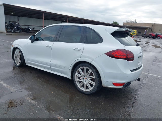 Porsche Cayenne Gts 2014 WP1AD2A20ELA73362 Image 3
