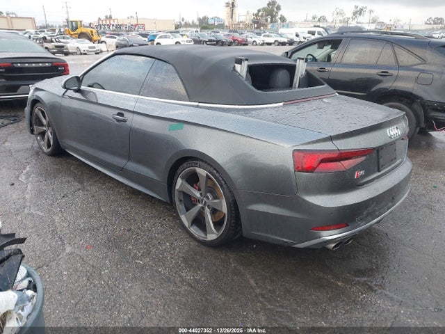 2019 AUDI S5 WAUY4GF51KN006945 Photo 2