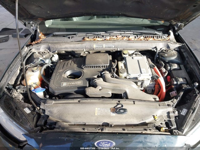 3FA6P0RU9ER228068 Ford Fusion Hybrid Titanium