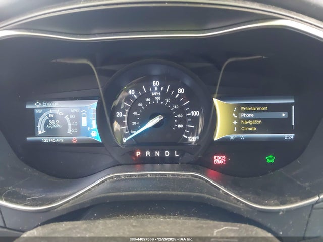 3FA6P0RU9ER228068 Ford Fusion Hybrid Titanium