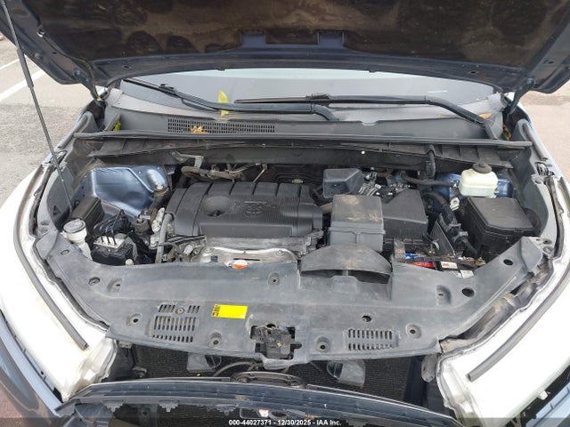 5TDZARFH1HS023589 Toyota Highlander Le