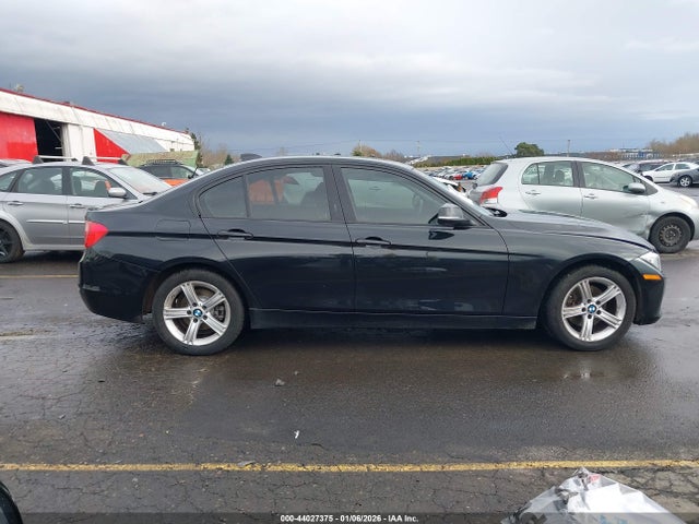 BMW 320i Xdrive 2015 WBA3C3C50FP664602 Image 13