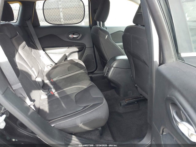 Jeep Cherokee Latitude 2015 1C4PJMCS7FW545246 Image 8