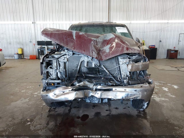 2000 Chevrolet Suburban 1500 Ls მანქანა იყიდება აუქციონზე, vin: 3GNFK16T0YG140933, აუქციონის ნომერი: 44027410