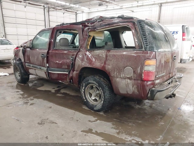 2000 Chevrolet Suburban 1500 Ls მანქანა იყიდება აუქციონზე, vin: 3GNFK16T0YG140933, აუქციონის ნომერი: 44027410