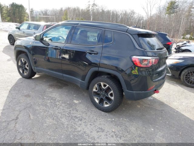 2018 JEEP COMPASS 3C4NJDDB7JT112076 Photo 2