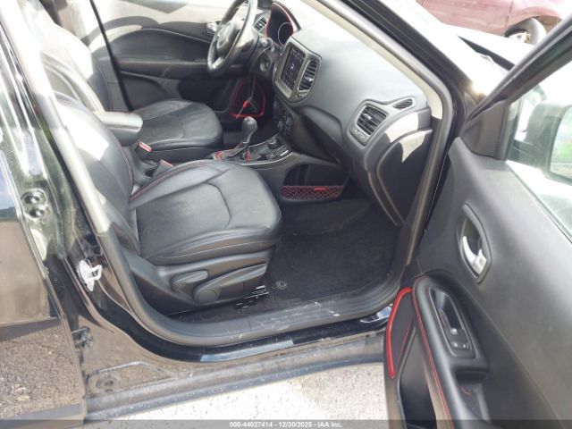 2018 JEEP COMPASS 3C4NJDDB7JT112076 Photo 4