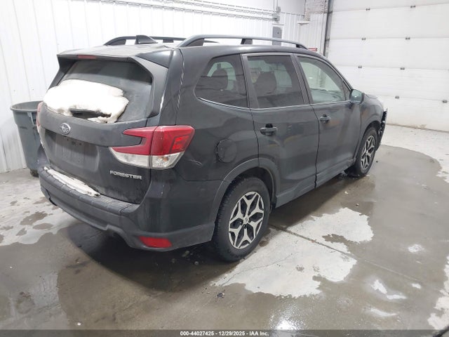 44027425 :رقم المزاد ، JF2SKAECXKH401122 vin ، 2019 Subaru Forester Premium مزاد بيع