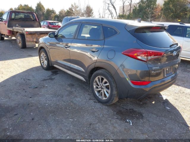 2018 HYUNDAI TUCSON KM8J33A41JU836162 Photo 2