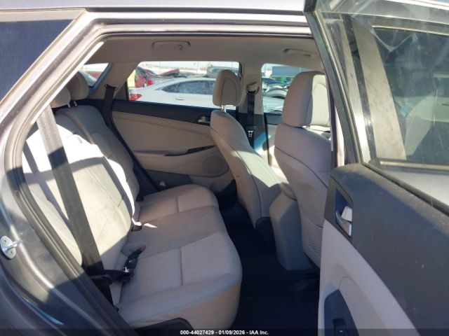 2018 HYUNDAI TUCSON KM8J33A41JU836162 Photo 7