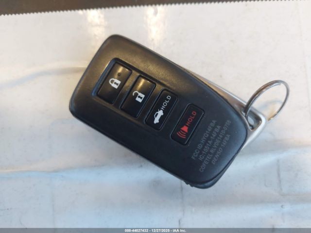 2017 LEXUS IS 200T JTHBA1D24H5045253 Photo 10