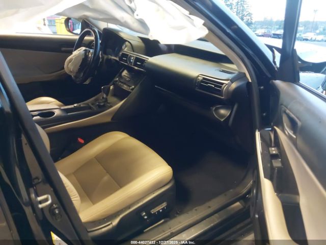 2017 LEXUS IS 200T JTHBA1D24H5045253 Photo 4