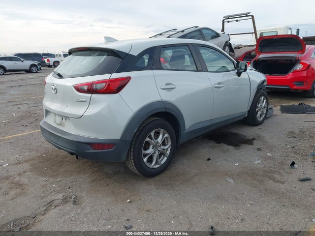 44027456 :رقم المزاد ، JM1DKDB72J0308639 vin ، 2018 Mazda Cx-3 Sport مزاد بيع