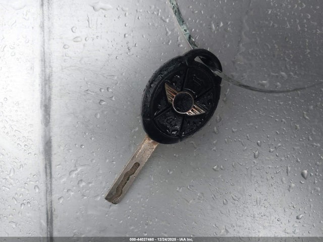 2006 MINI COOPER WMWRC33576TJ78953 Photo 10