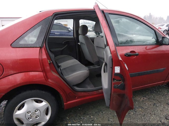 2003 FORD FOCUS 1FAFP33P03W324394 Photo 7