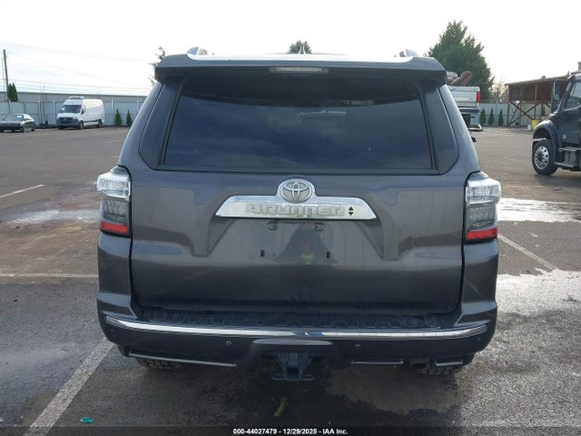 Toyota 4runner Limited 2018 JTEBU5JR4J5608062 Image 17