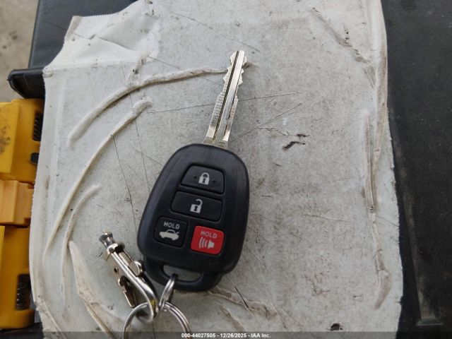 2019 TOYOTA COROLLA 5YFBURHE7KP861444 Photo 10